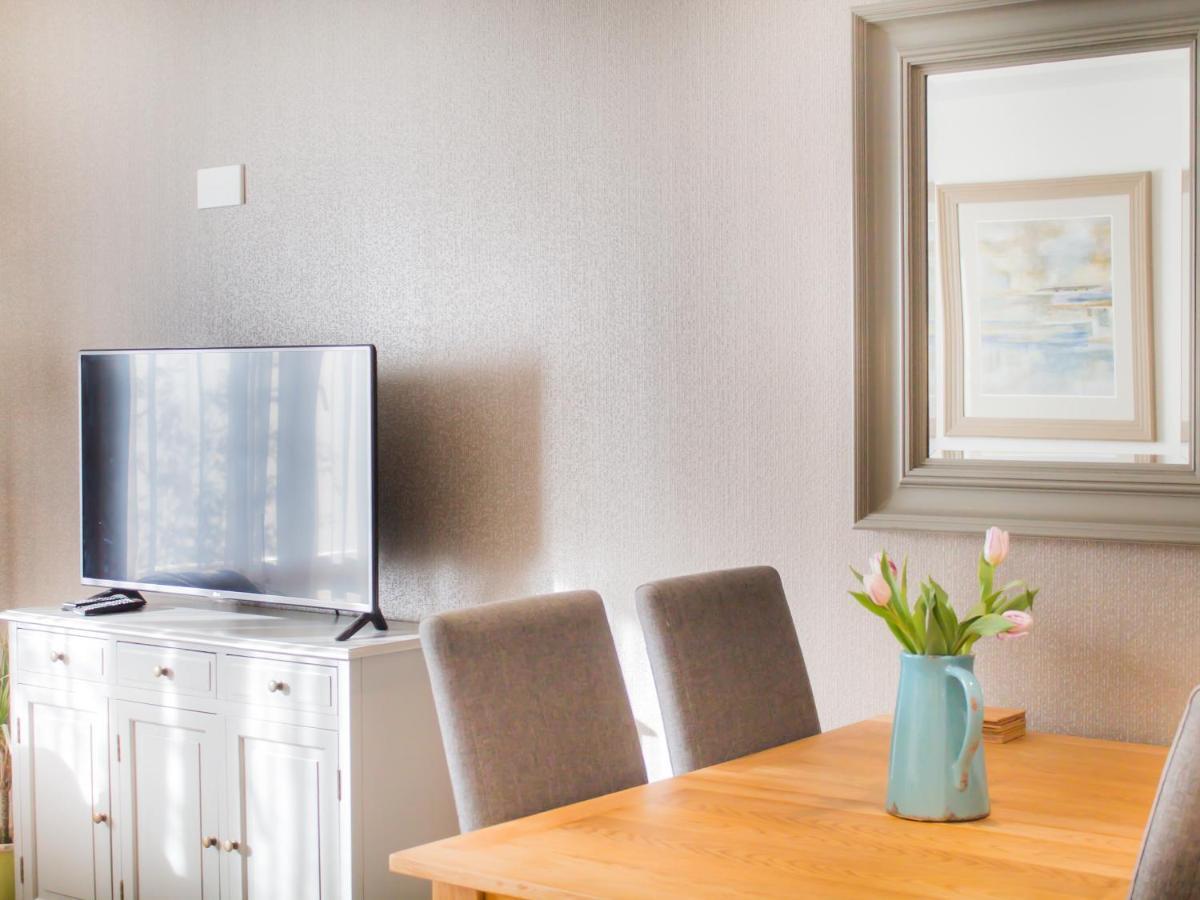 Henge House, Bluestone Apartment บาธ ภายนอก รูปภาพ